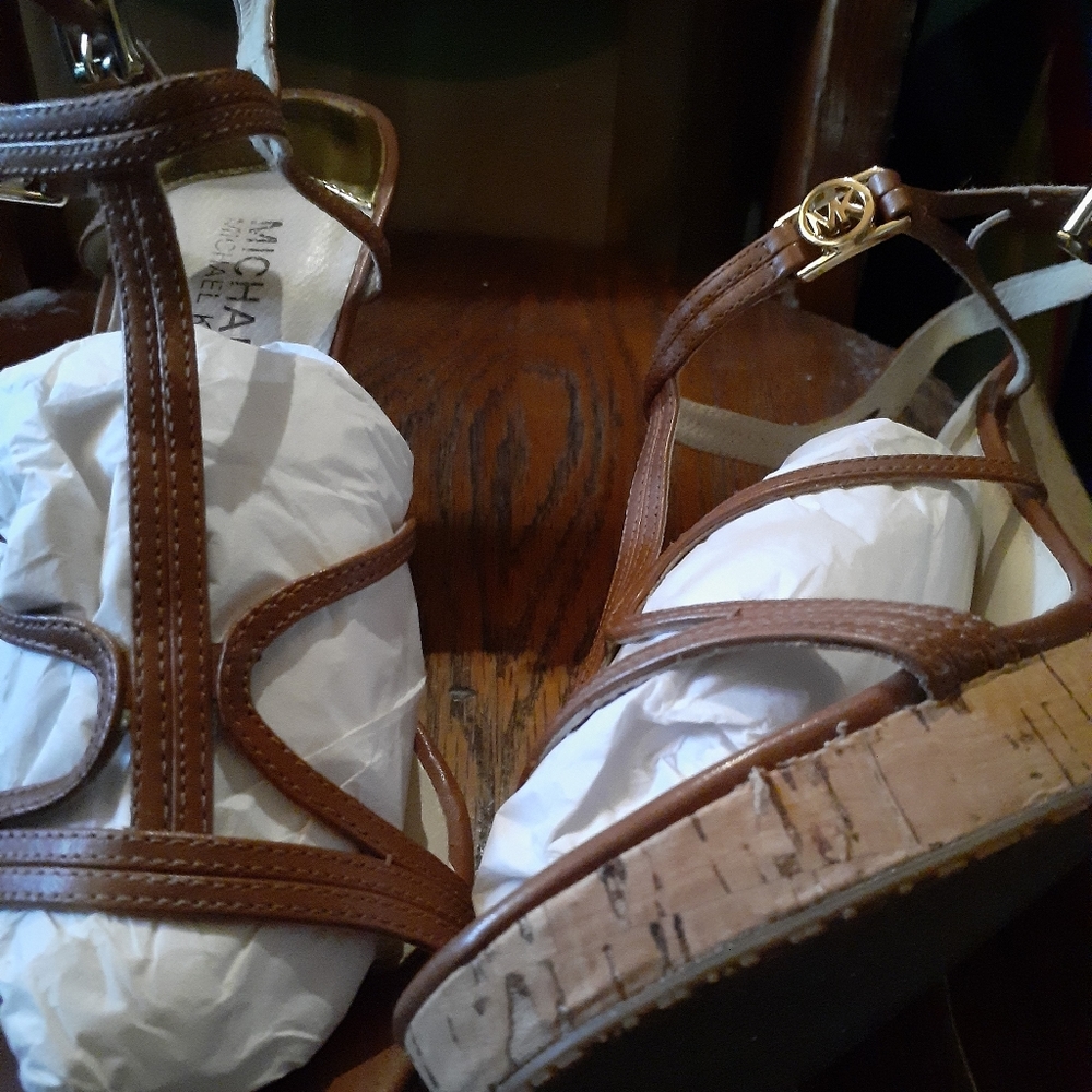 Michael Kors sandals - Picture 4 of 5